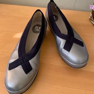 Fly Brand dressy platform wedgies - Silver